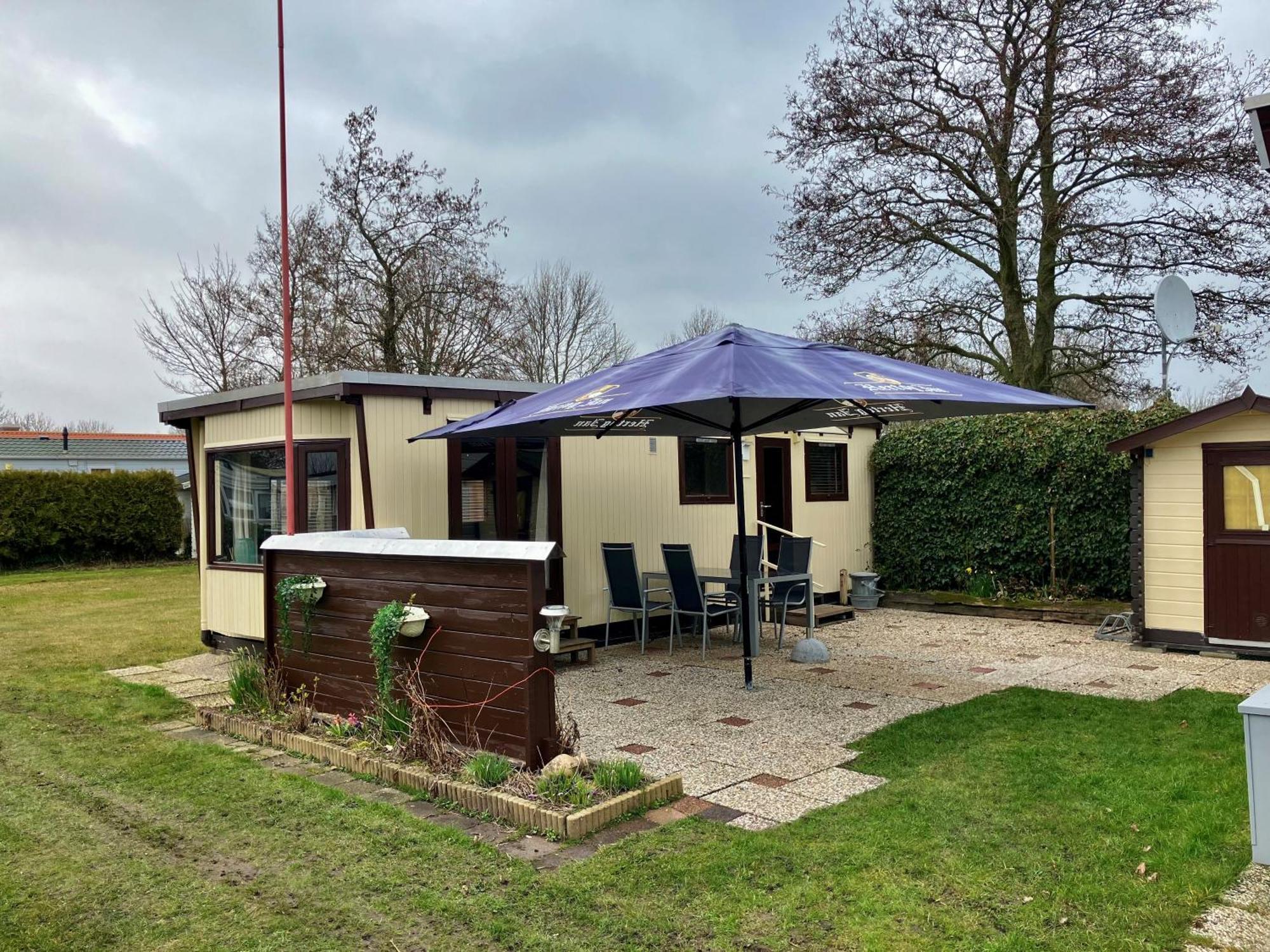 Tiny House Cc4 - It Soal Workum Villa Buitenkant foto